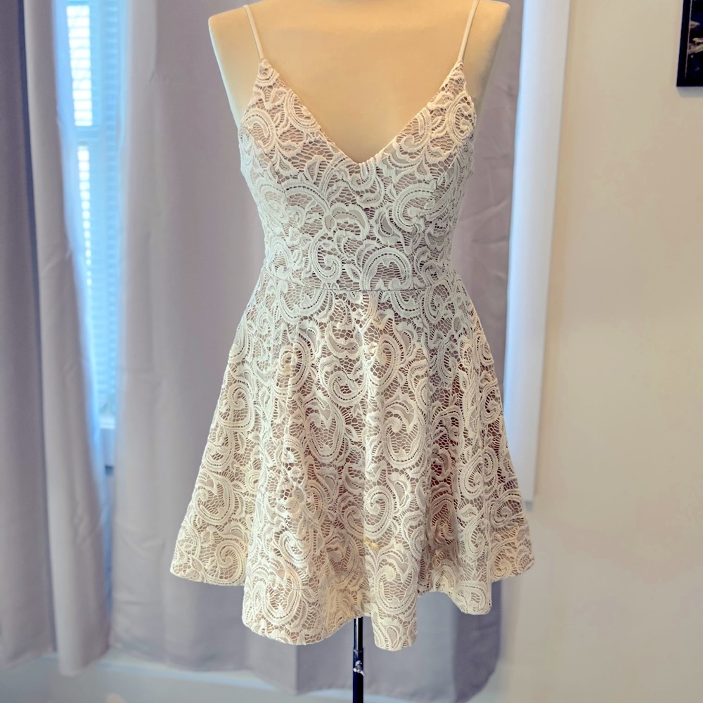 Sequin Hearts Lace Cream colored Party Dress Jrs Size S